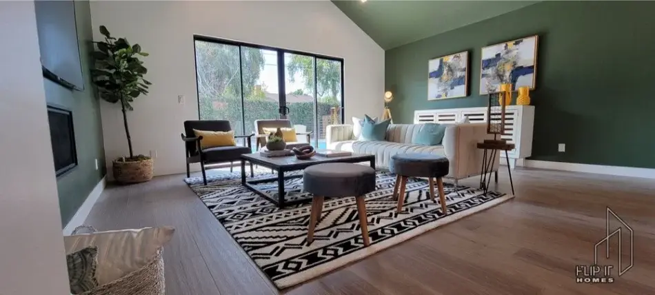 Modern Farmhouse, Valley Village